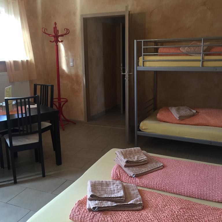 Pension Lelila Rust - Ex Gaestehaus Milella Exteriör bild